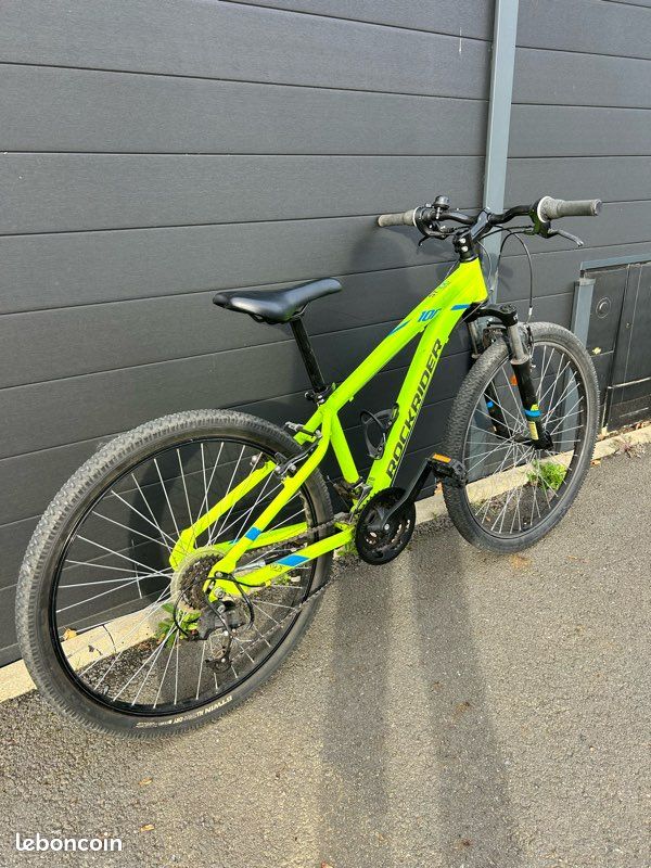 Vélo vtt btwin rockrider st100 Vélos