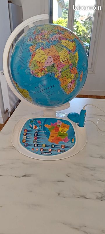 Globe éducatif interactif enfant (image 1)