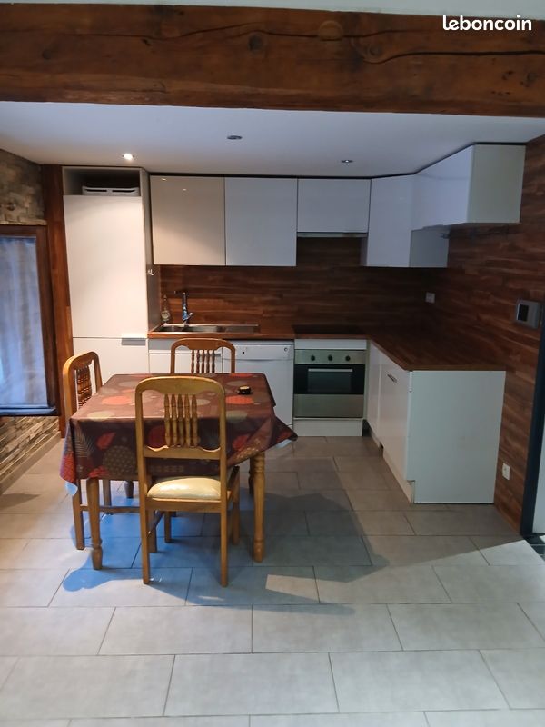 Appartement 2 pièces 40 m² · à La Mure · 40 m² · 400 €