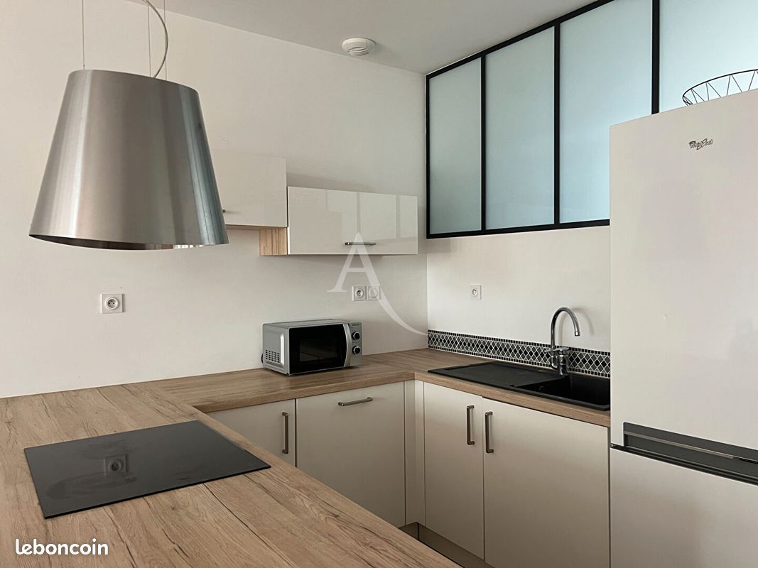 Appartement 3 pièces 67 m² · à Angers · 67 m² · 980 €