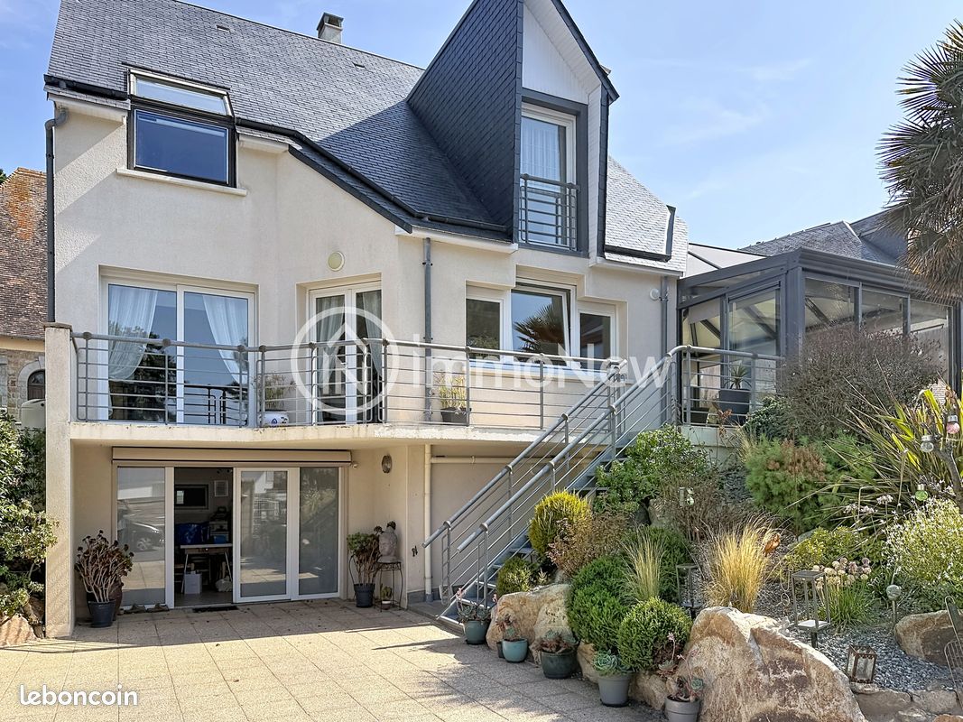 Maison 7 pièces 183 m² · à Jullouville · 183 m² · 795 000 €