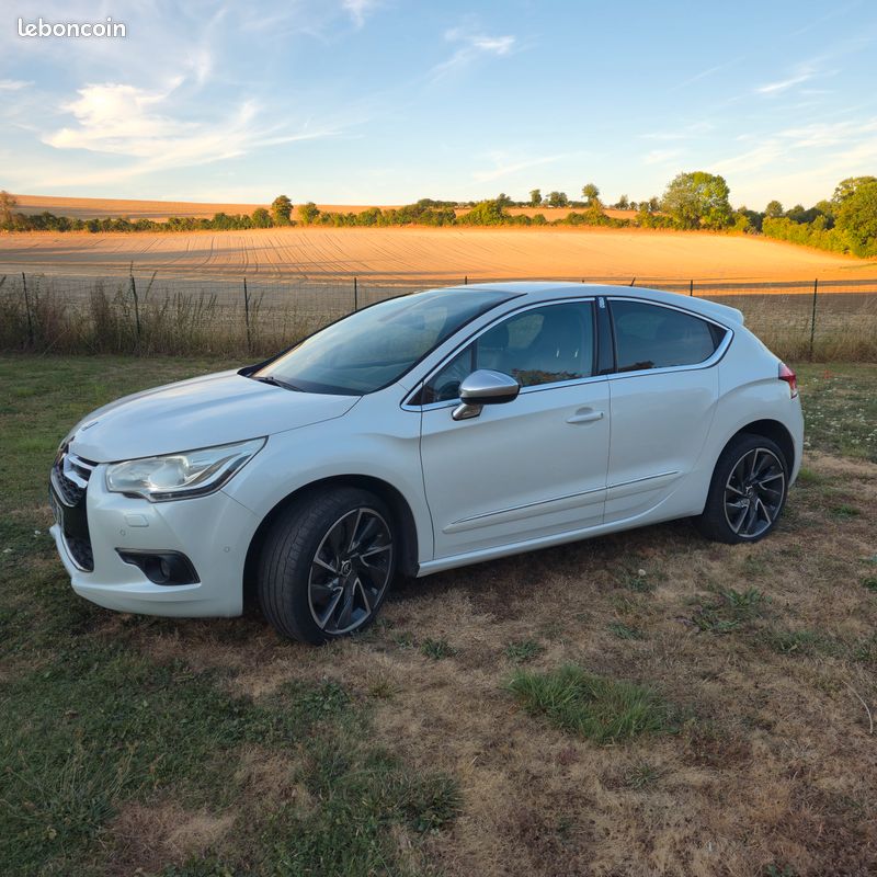 Citroën DS4 1.6 THP 200 Pure Pearl – 200 ch – Full options – Très bon état (image 2)