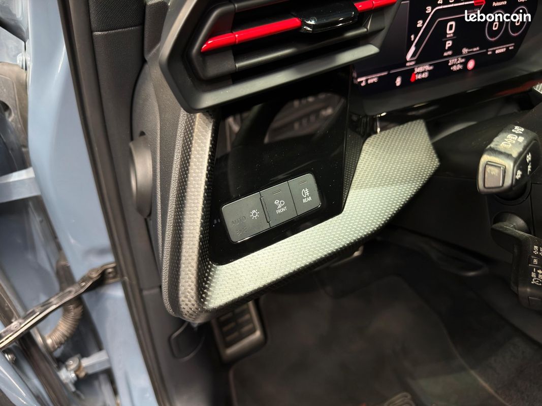 Audi RS3 III SPORTBACK 2.5 TFSI 400 QUATTRO S TRONIC FREINS CERAMIQUE - BANG&OLUFSEN - TOIT OUVRANT (image 28)