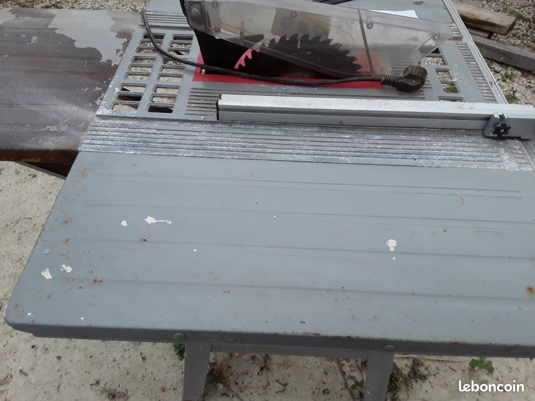 Scie circulaire sur table (image 7)