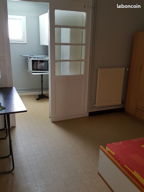 Appartement 3 pièces 25 m² · à Amiens · 25 m² · 390 €