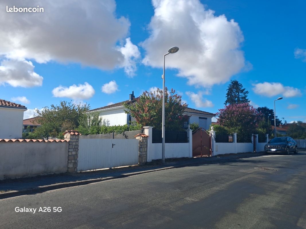 Maison 7 pièces 140 m² · à La Jarrie · 140 m² · 398 500 €