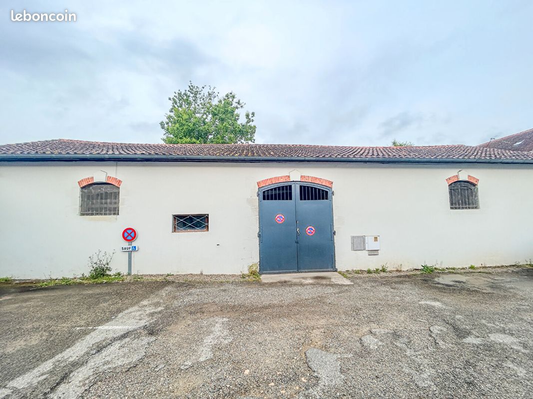 Immeuble 190 m² · à Mont-de-Marsan · 190 m² · 149 900 €