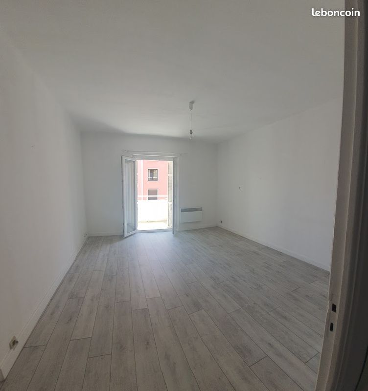 Appartement 3 pièces 62 m² · à Ajaccio · 61,7 m² · 875 €/mois