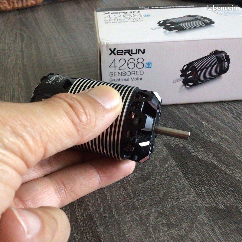 Moteur Xerun hobbywing 4268 2400kv brushless - Modélisme
