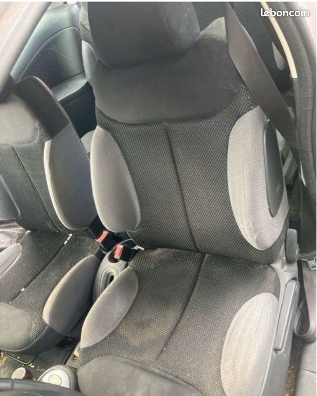 Siege avant et arriere de citroen c2 (image 1)