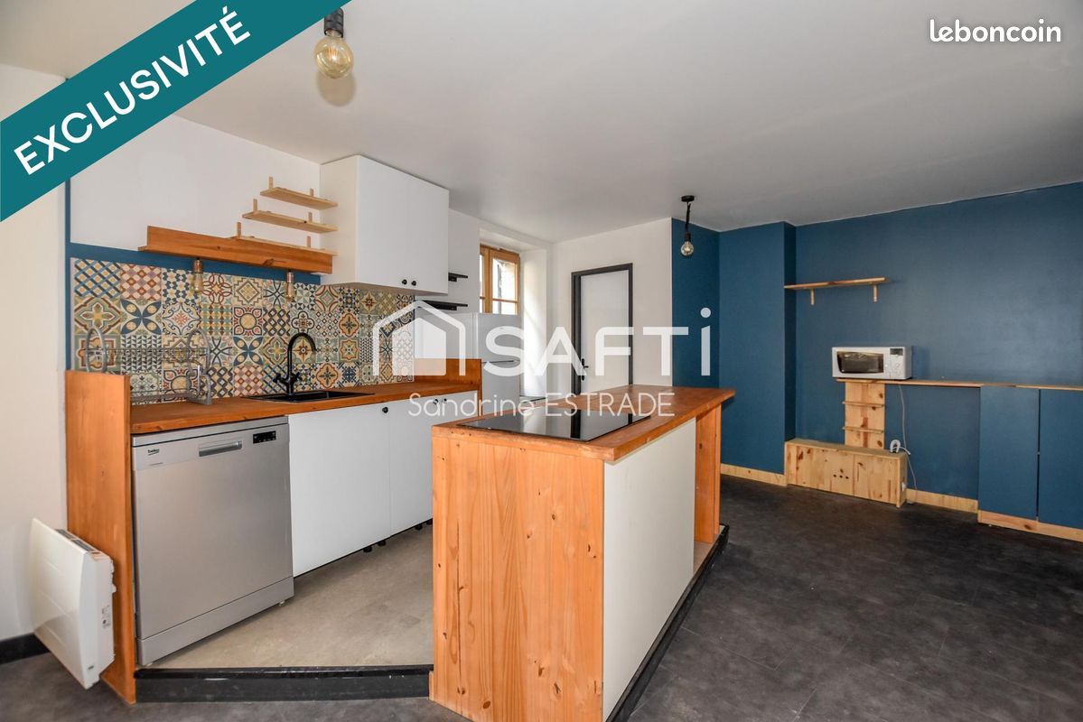 Maison 3 pièces 72 m² · à Saint-Bonnet-le-Château · 72 m² · 69 000 €
