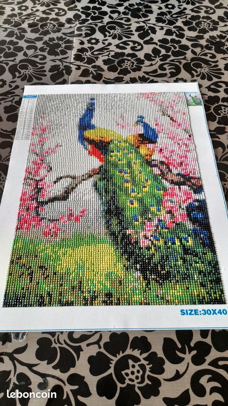 Diamond painting (image 1)