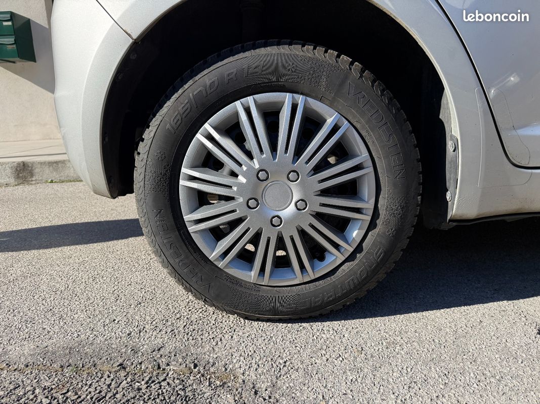 SUZUKI SWIFT 1.3 GLX 4x4 (image 27)