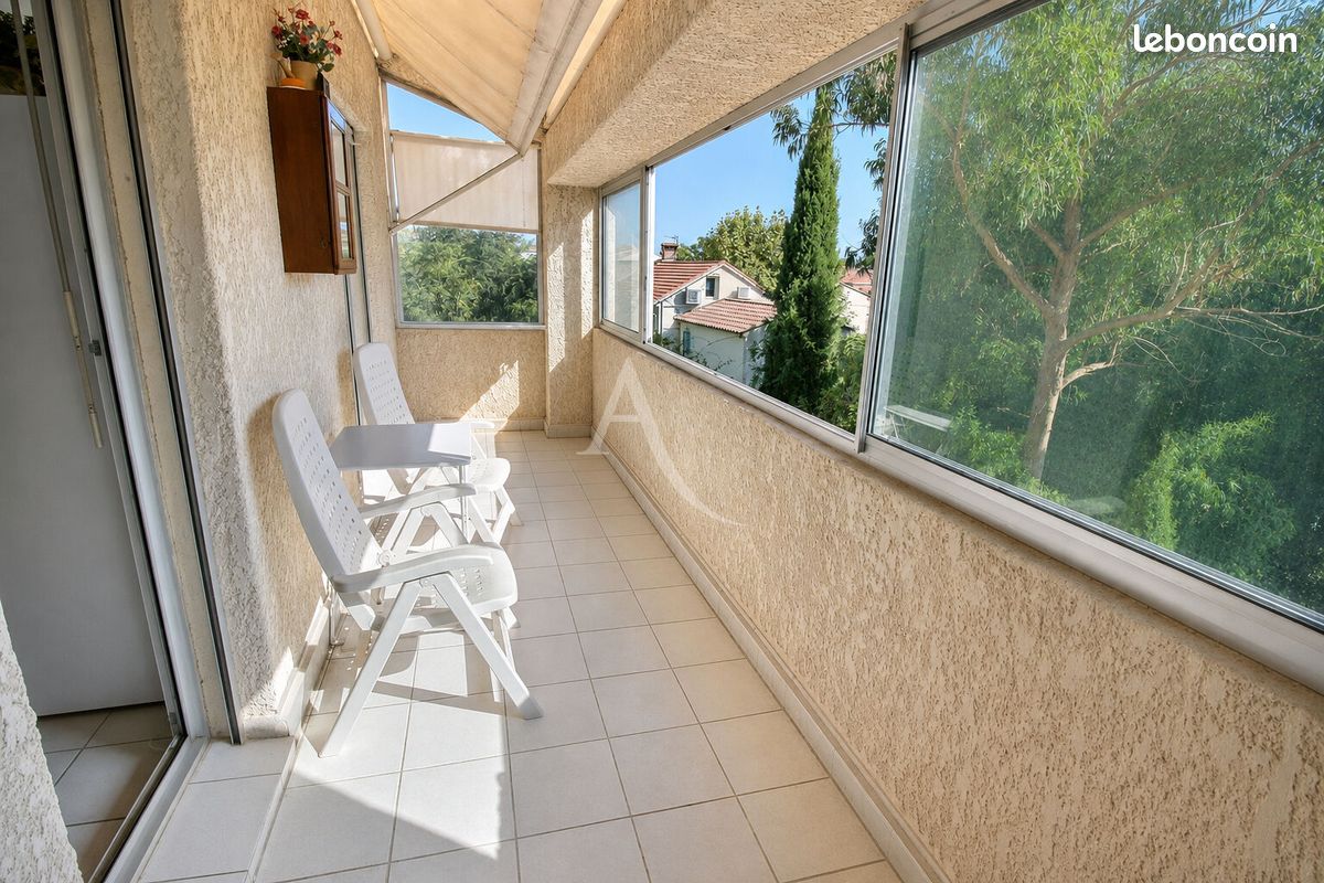 Appartement 3 pièces 70 m² · à Carqueiranne · 70 m² · 367 000 €
