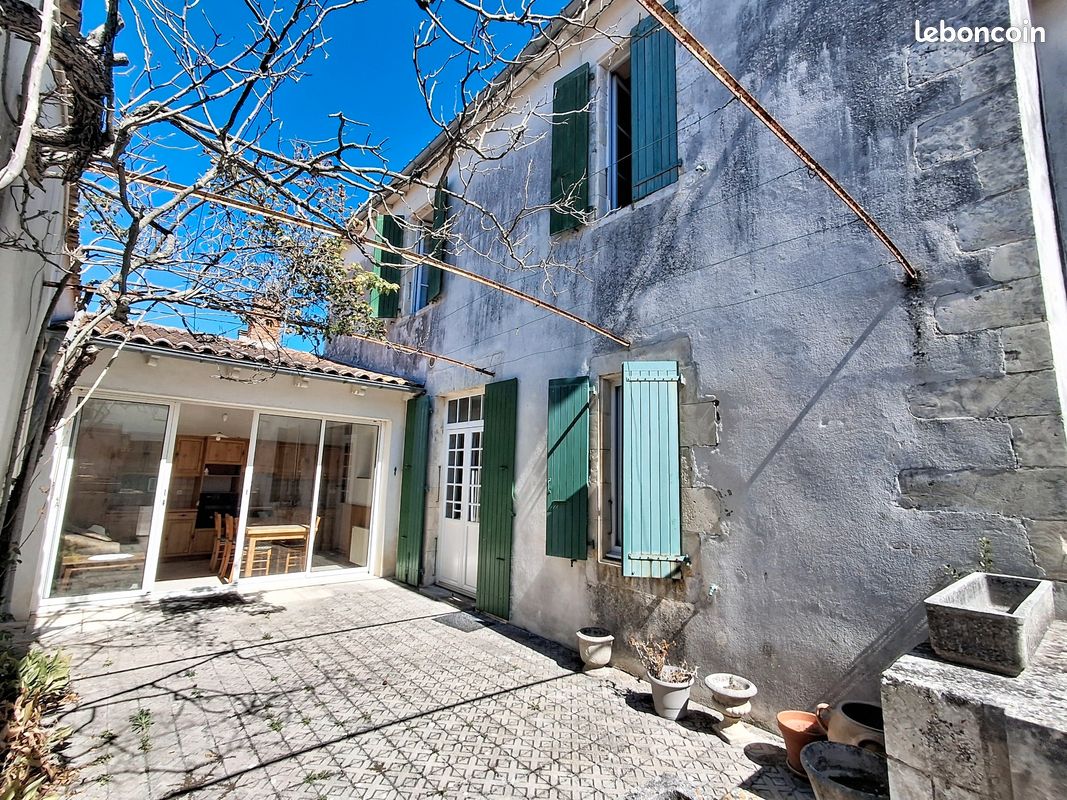 Maison 7 pièces 145 m² · à Sainte-Marie-de-Ré · 145 m² · 860 000 €