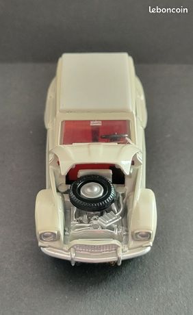 Dinky Toys 1:43 - 1 - Model car - Citroën Diane - 1413