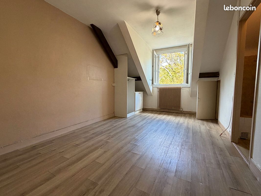 Appartement 1 pièce 15 m² · à Amboise · 15 m² · 39 000 €