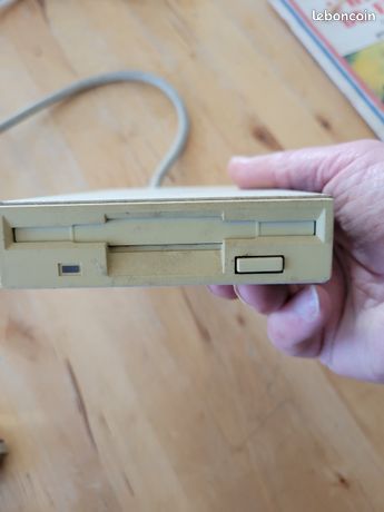 Amiga 500 avec Disque dur 1gb 4mb ram et lecteur disquette externe, et gotek - Ordinateurs