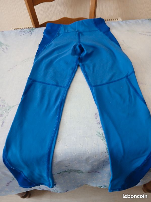 Legging taille 8/9 ans marque decathlon (image 2)