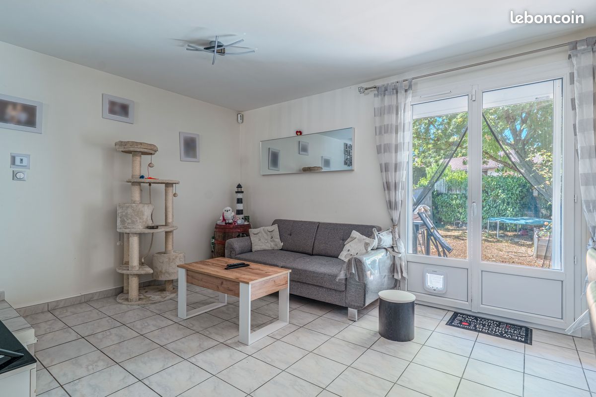 Maison 3 pièces 64 m² · à Saint-Laurent-de-Mure · 64,4 m² · 259 000 €