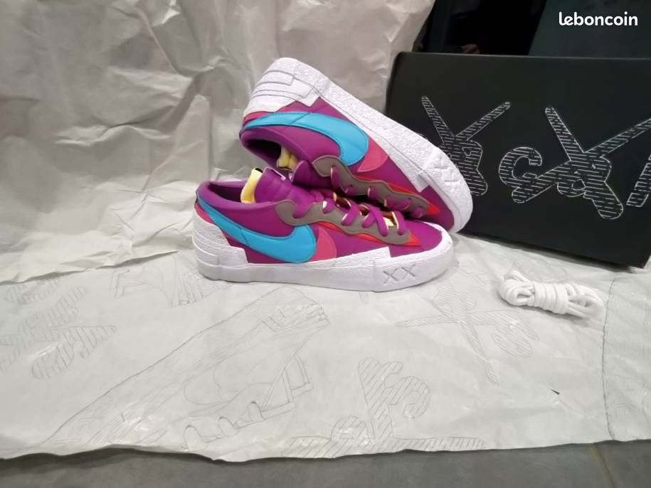 Nike blazer low sacai kaws purple dusk (image 3)