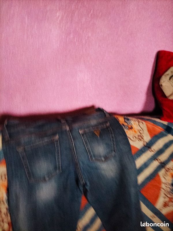 Jean Guess starlet évasé stretch taille 29-30 très bon état (image 5)