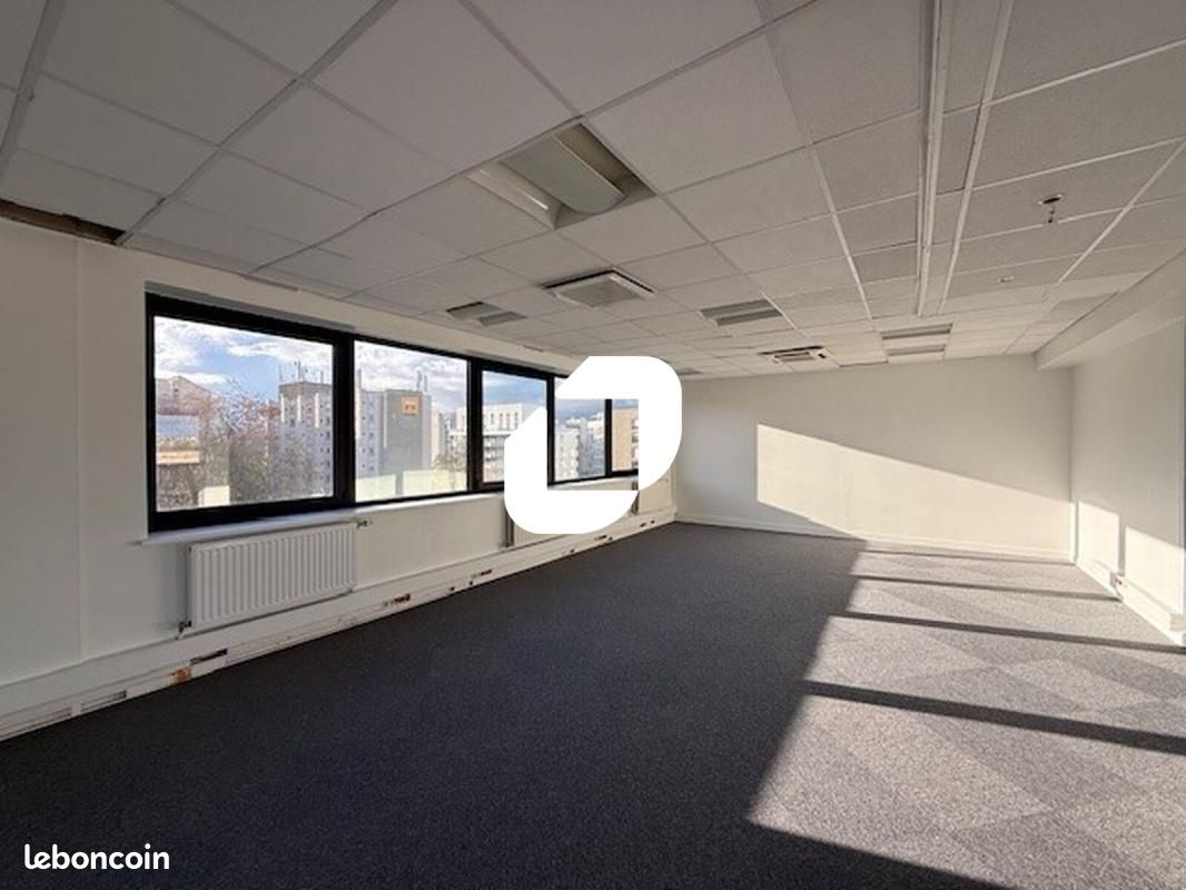 Local commercial 208 m² (image 1)