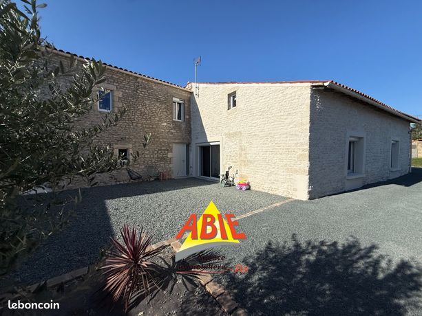 Propriété 7 pièces 212 m²