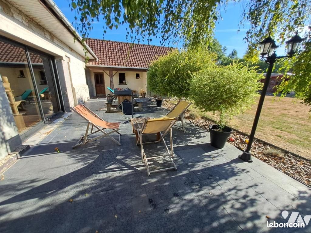 Maison 4 pièces 164 m² · à Brêmes · 164 m² · 374 460 €
