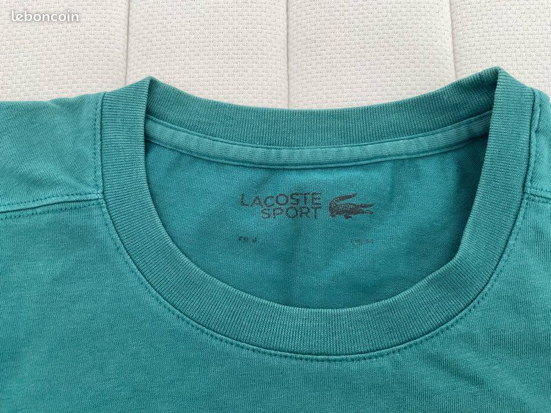 T shirt (image 3)