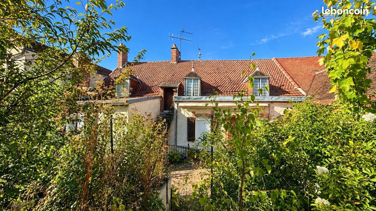Maison 4 pièces 115 m² · à Esternay · 115 m² · 110 000 €
