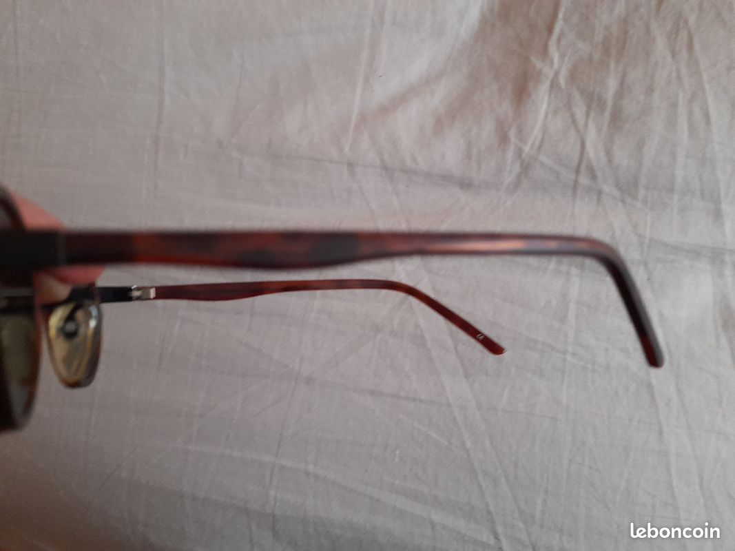 Lunettes de soleil pour ado (image 3)
