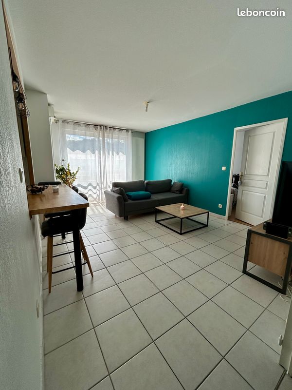 Appartement 4 pièces 85 m² · à Bourgoin-Jallieu · 85 m² · 1 010 €/mois