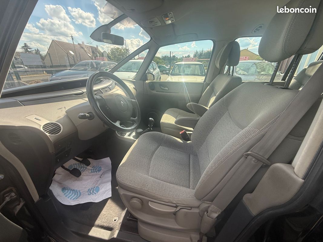 Renault espace 4 iv 2.2 dci 150cv 7 places authentique 2005 (image 14)