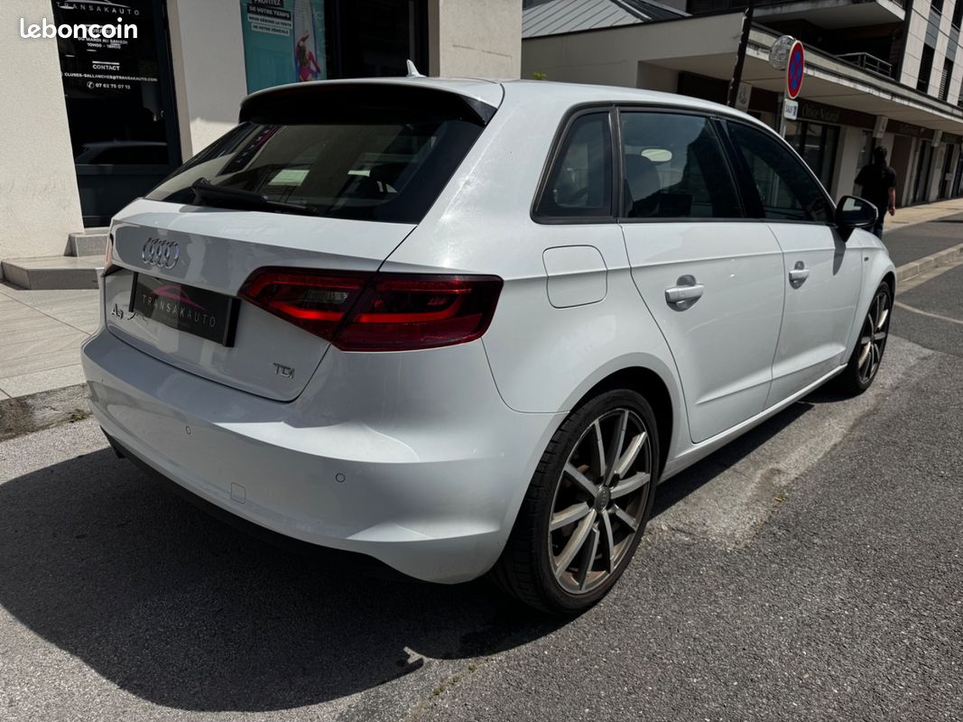 AUDI A3 SPORTBACK 1.6 TDI 110 S Line S tronic 7 (image 5)