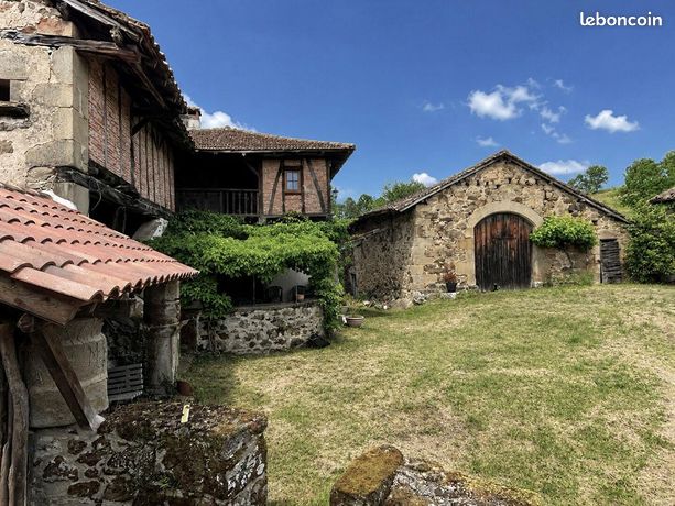 Propriété 3 pièces 97 m²