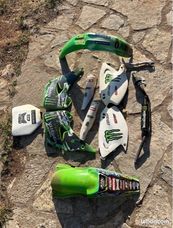 Kit plastique 250 kx 2005 (image 3)