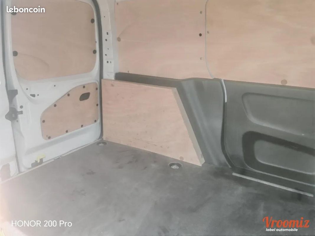 Citroen Berlingo Vu BLUE HDI / Kit distribution neuf / 3 PLACES / TVA 20% . 4x par cb possible (image 18)