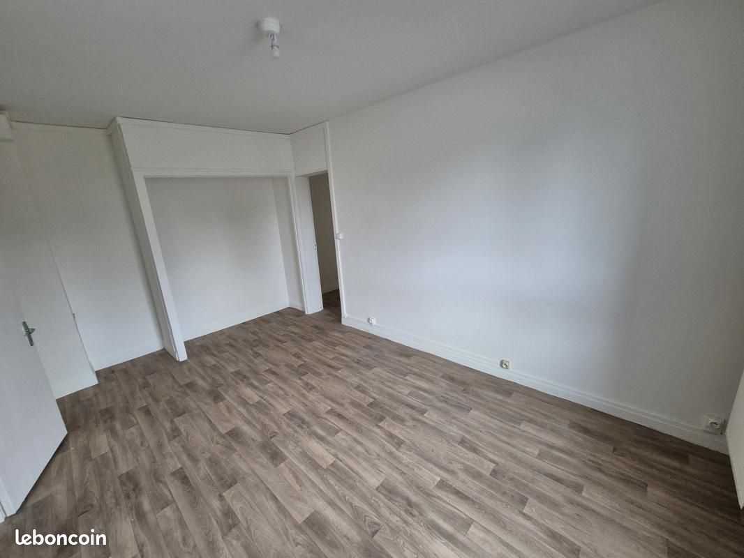 Appartement 4 pièces 62 m² · à Rocroi · 62 m² · 484 €
