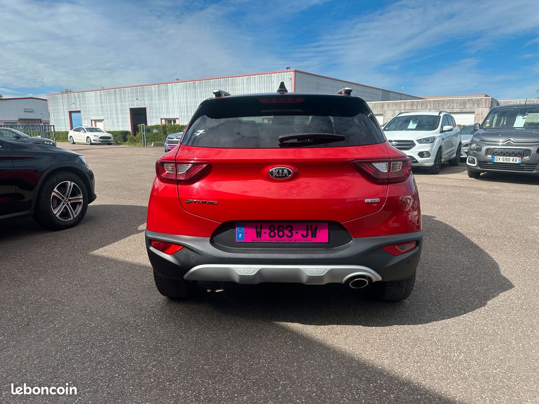 Kia stonic 1.0 t-gdi 120 isg premium 1 ere main avec seulement 27724 kms (image 3)