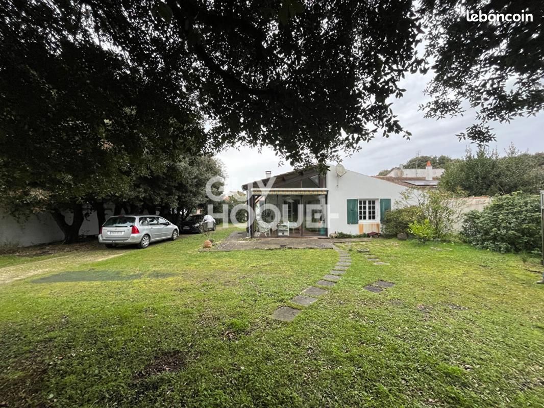 Maison 5 pièces 103 m² · à Rivedoux-Plage · 103 m² · 799 000 €