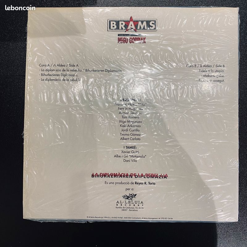Vinyle Brams Amb La Col·laboració De Negu Gorriak – La Diplomàcia De La Rebel·lia / Bihurkeriaren Diplomazia (image 2)
