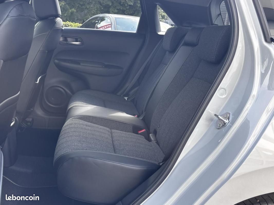 Honda Jazz 1.5 i-MMD 122ch e:HEV Advance MY26 (image 12)