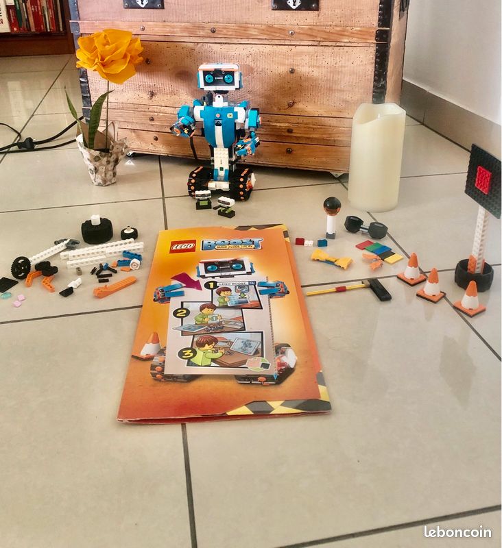 Lego BOOST Robot (image 9)