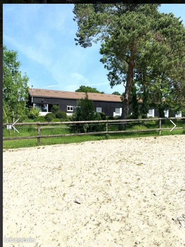 Maison 2 pièces 100 m² · à Aillières-Beauvoir · 100 m² · 255 000 €