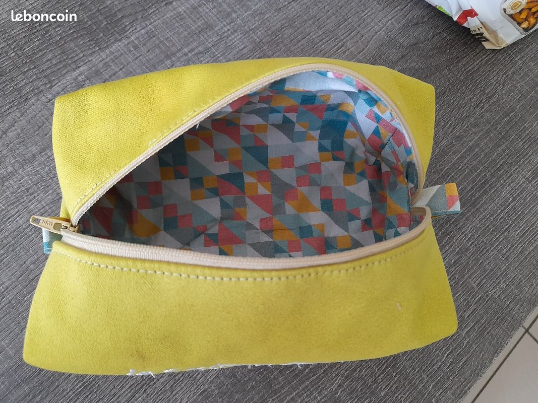 Trousse de toilettes (image 3)