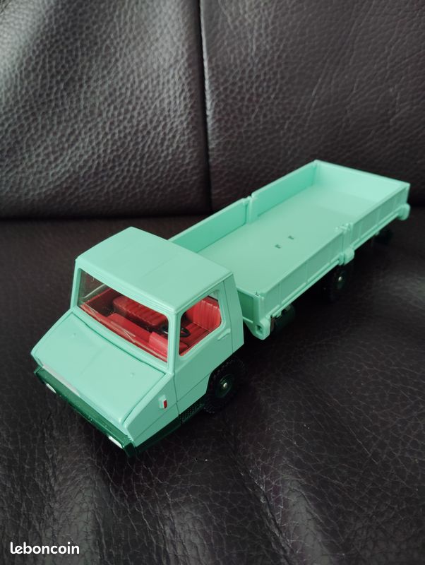 Vieux Camion Berliet Stradair – Miniature 1/57, Jouet De Bazar Vintage, Occasion