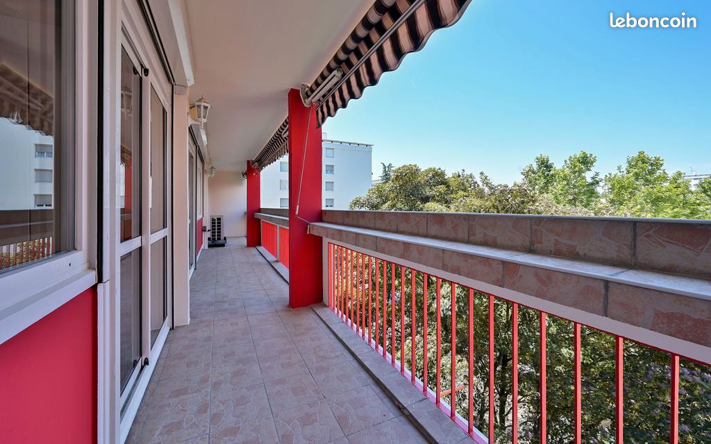 Appartement 4 pièces 87 m² · à Oullins-Pierre-Bénite · 87 m² · 208 000 €