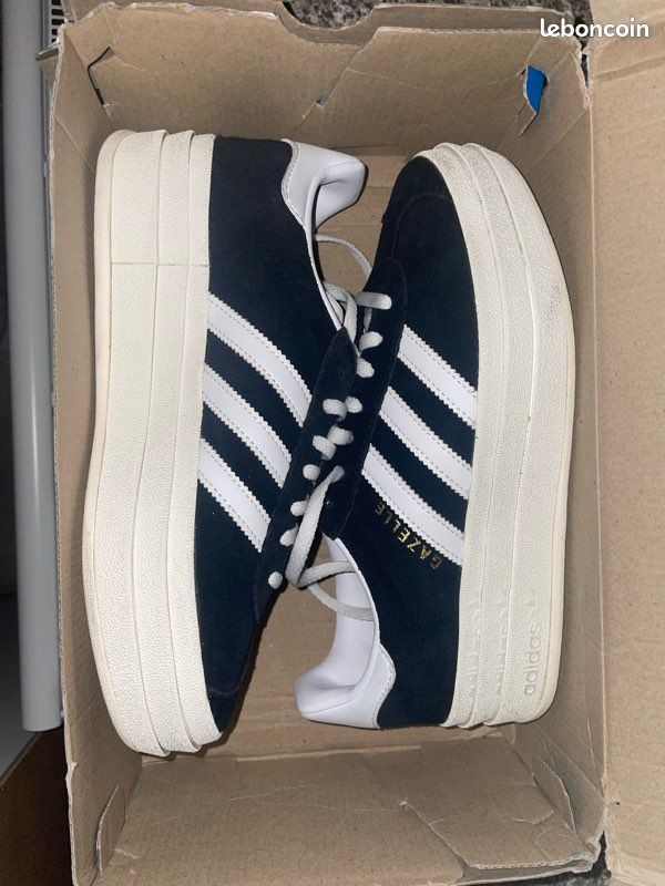 adidas gazelle silver green womens adidas ORIGINALS Gazelle Bold Trainers