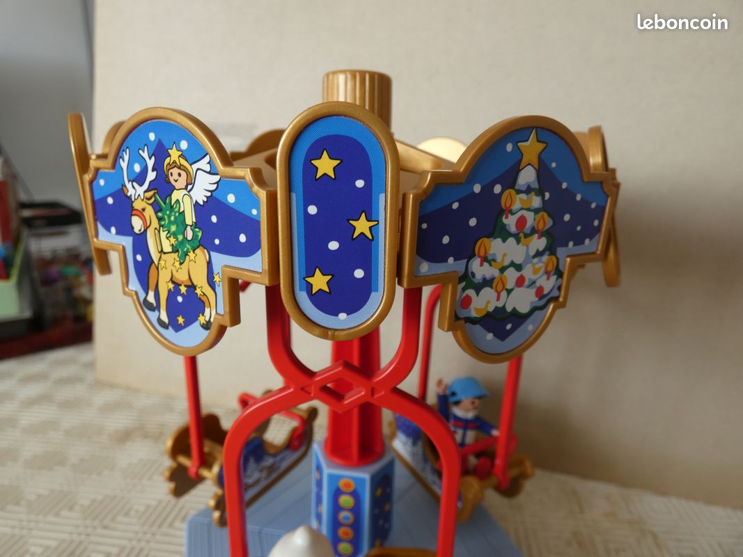 Manège de Noël 4888 Playmobil 2010 (image 10)